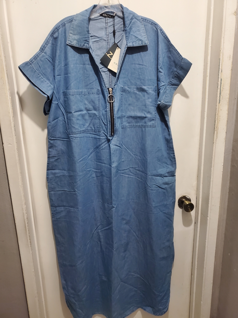 Casual Light Blue Denim Maxi Dress with Front Zip